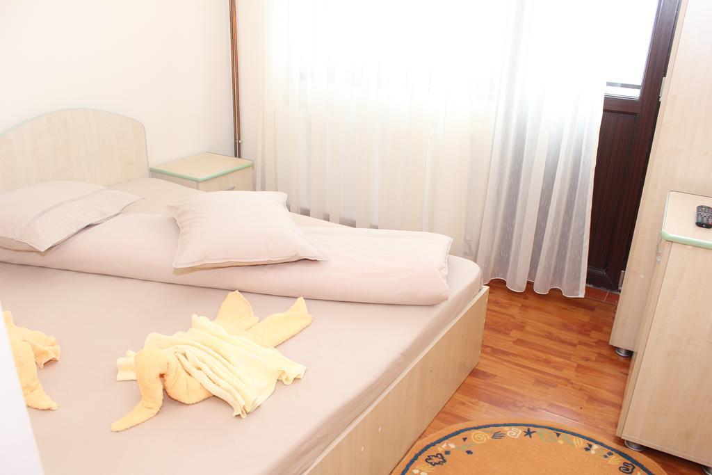 Vila Nis Hotel Ranca Exterior photo