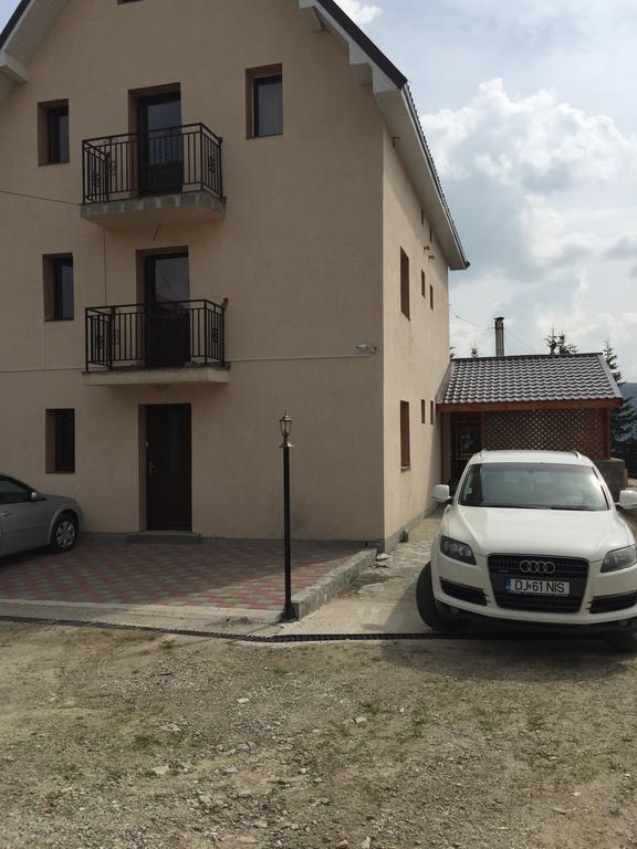 Vila Nis Hotel Ranca Exterior photo